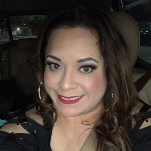 Meet your Posher, Lucy